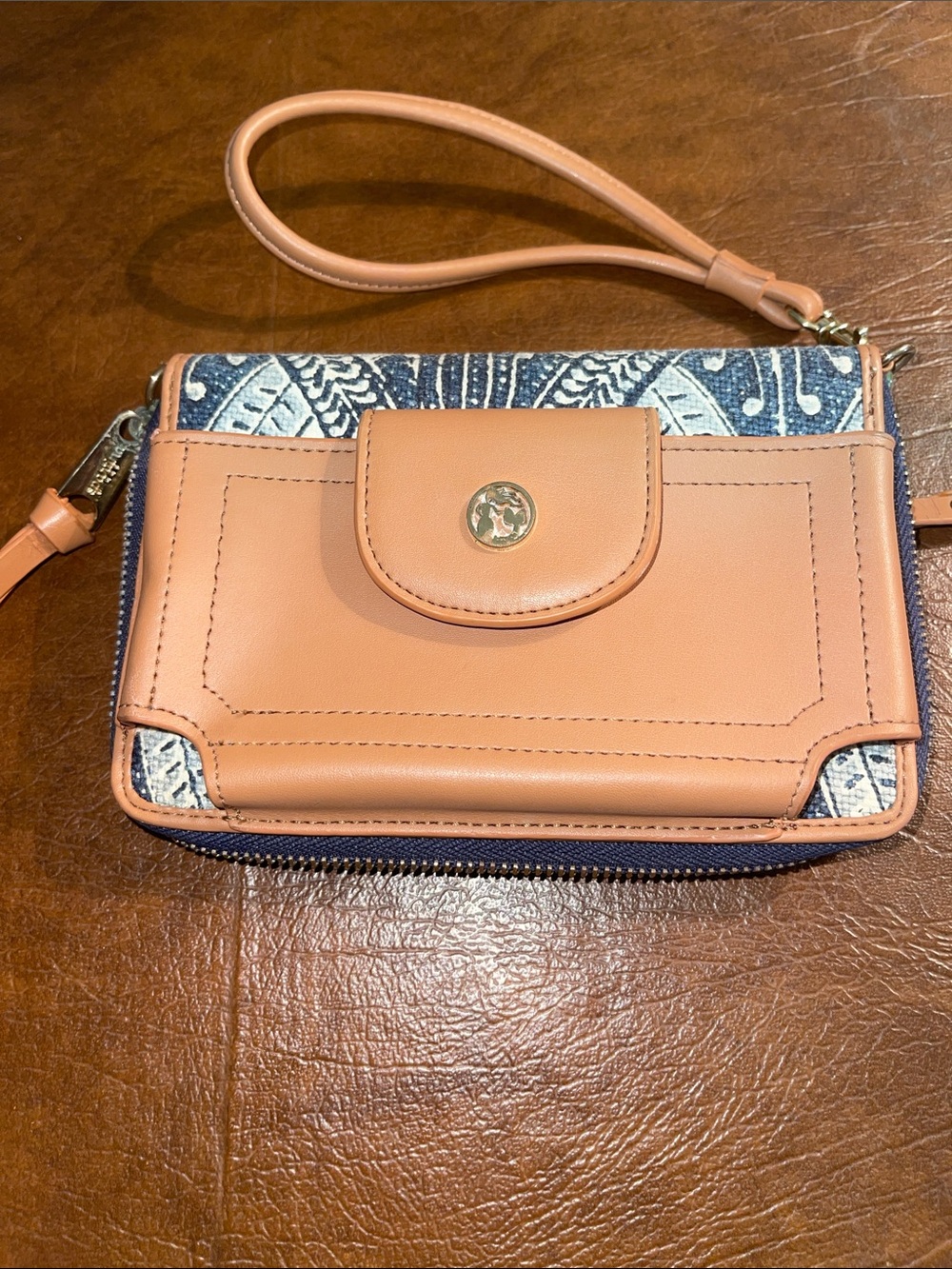 Spartina 449 Peachy Tan & Navy Leather-Trim Wristlet Organizing Wallet